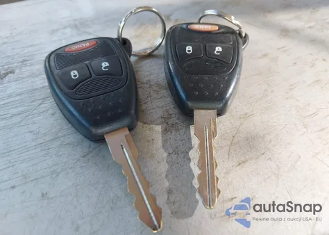 2011 Dodge Caliber Uptown z USA, uszkodzony, nr VIN 1B3CB9HB2BD172349